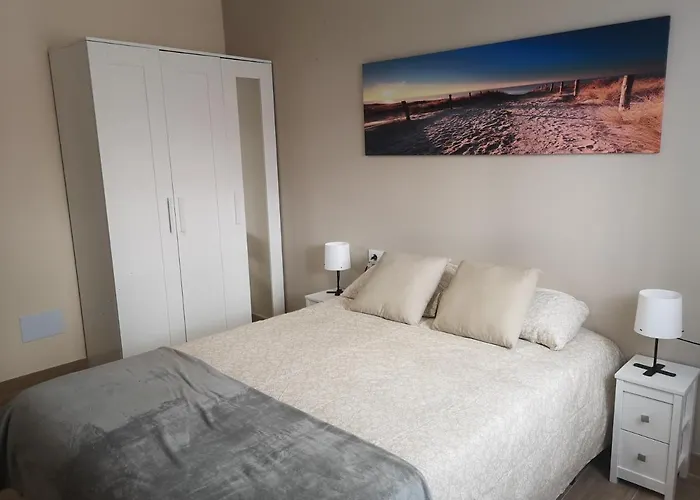 Affittacamere Mari En La Laguna, Alquiler Privada En Hostal, 6 Cerca De La Universidad Y Aeropuerto Norte, 3 Banos Compartidos La Laguna (Tenerife)