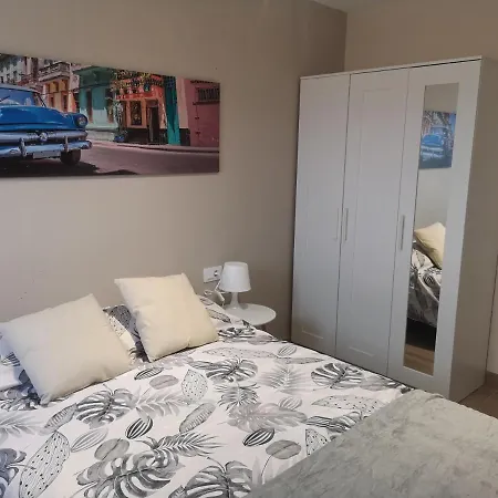 Mari En La Laguna, Alquiler Privada En Hostal, 6 Cerca De La Universidad Y Aeropuerto Norte, 3 Banos Compartidos *