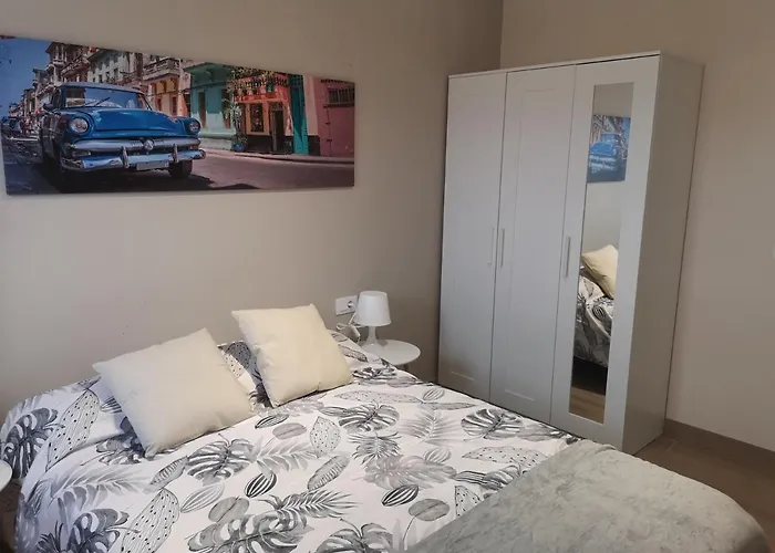 Mari En La Laguna, Alquiler Privada En Hostal, 6 Cerca De La Universidad Y Aeropuerto Norte, 3 Banos Compartidos *