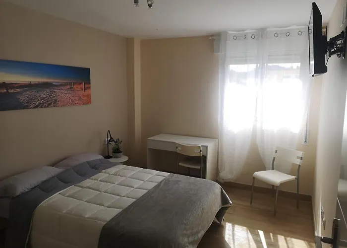 Maison d'hôtes Mari En La Laguna, Alquiler Privada En Hostal, 6 Cerca De La Universidad Y Aeropuerto Norte, 3 Banos Compartidos