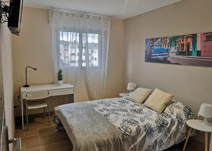Maison d'hôtes Mari En La Laguna, Alquiler Privada En Hostal, 6 Cerca De La Universidad Y Aeropuerto Norte, 3 Banos Compartidos La Laguna (Tenerife)