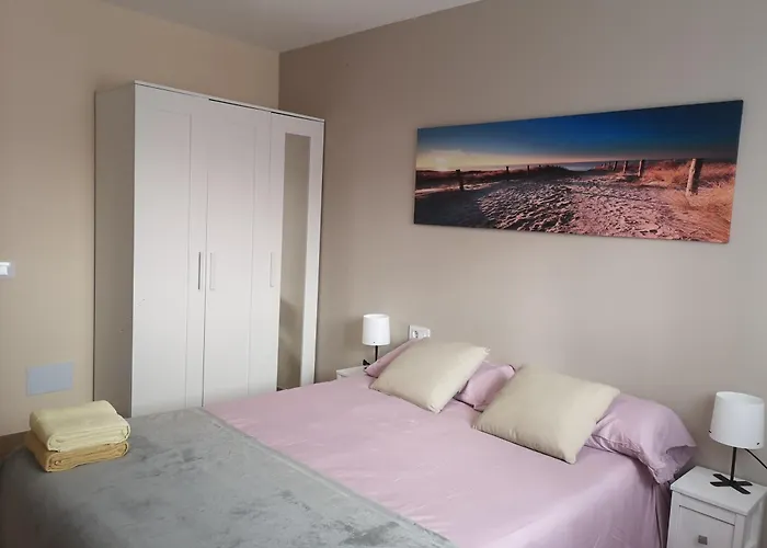 Maison d'hôtes Mari En La Laguna, Alquiler Privada En Hostal, 6 Cerca De La Universidad Y Aeropuerto Norte, 3 Banos Compartidos