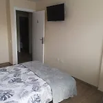 Gasthof Mari En La Laguna, Alquiler Privada En Hostal, 6 Cerca De La Universidad Y Aeropuerto Norte, 3 Banos Compartidos *