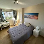 Mari En La Laguna, Alquiler Privada En Hostal, 6 Cerca De La Universidad Y Aeropuerto Norte, 3 Banos Compartidos Gasthof San Cristóbal de La Laguna