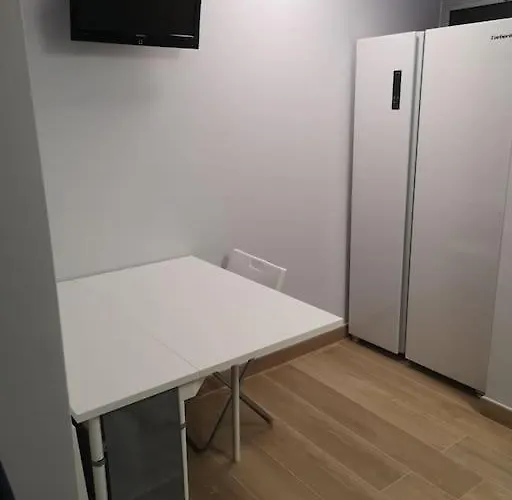 Pensjonat Mari En La Laguna, Alquiler Privada En Hostal, 6 Cerca De La Universidad Y Aeropuerto Norte, 3 Banos Compartidos